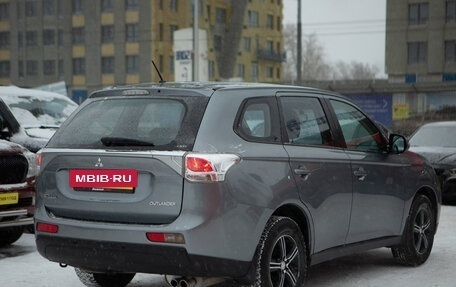 Mitsubishi Outlander III рестайлинг 3, 2012 год, 1 470 000 рублей, 5 фотография