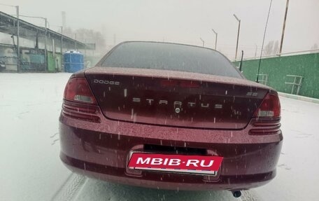 Dodge Stratus II, 2002 год, 440 000 рублей, 6 фотография