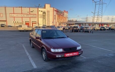 Volkswagen Passat B4, 1995 год, 180 000 рублей, 2 фотография