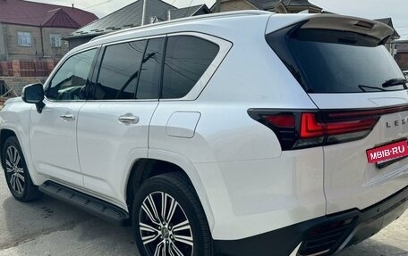 Lexus LX, 2022 год, 16 000 000 рублей, 4 фотография