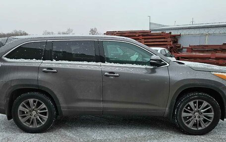 Toyota Highlander III, 2014 год, 3 200 000 рублей, 3 фотография