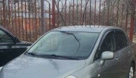 Nissan Tiida, 2008 год, 980 000 рублей, 1 фотография