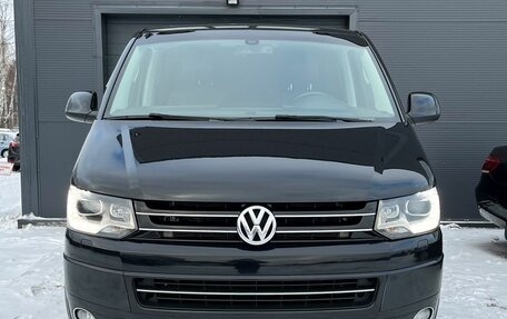 Volkswagen Multivan T5, 2014 год, 2 499 000 рублей, 2 фотография