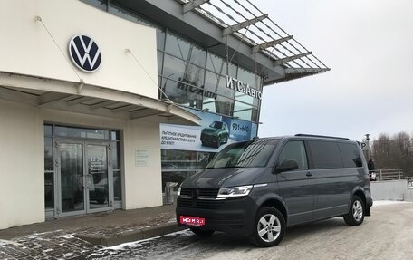 Volkswagen Caravelle T6 рестайлинг, 2020 год, 6 000 000 рублей, 1 фотография