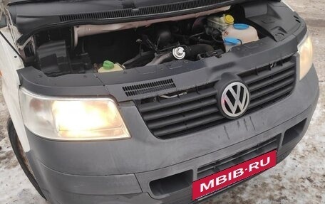 Volkswagen Transporter T5 рестайлинг, 2004 год, 980 000 рублей, 19 фотография