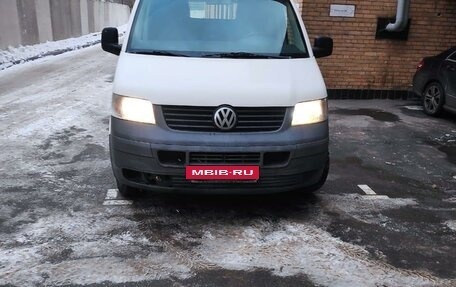 Volkswagen Transporter T5 рестайлинг, 2004 год, 980 000 рублей, 37 фотография