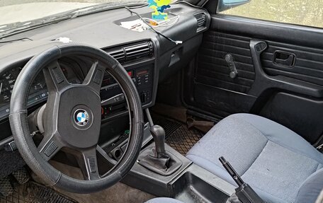 BMW 3 серия, 1987 год, 300 000 рублей, 6 фотография