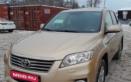 Toyota RAV4, 2011 год, 1 600 000 рублей, 13 фотография