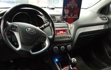 KIA Rio III рестайлинг, 2015 год, 750 000 рублей, 5 фотография