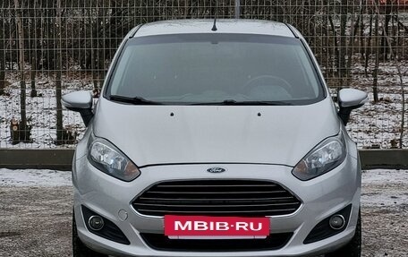 Ford Fiesta, 2015 год, 750 000 рублей, 2 фотография