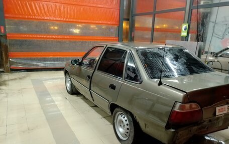 Daewoo Nexia I рестайлинг, 2003 год, 77 000 рублей, 3 фотография