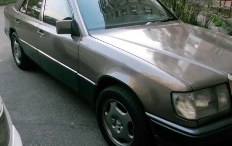 Mercedes-Benz W124, 1989 год, 280 000 рублей, 4 фотография