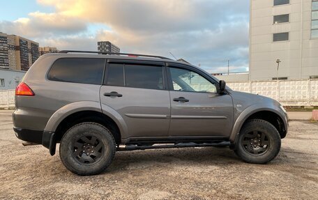 Mitsubishi Pajero Sport II рестайлинг, 2011 год, 1 450 000 рублей, 7 фотография