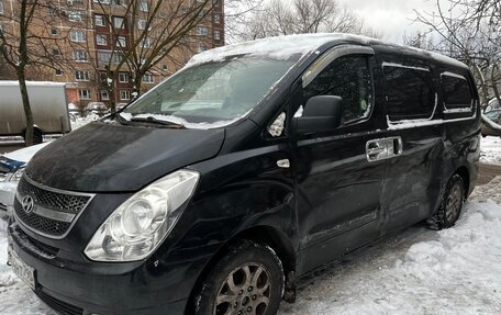 Hyundai Grand Starex Grand Starex I рестайлинг 2, 2010 год, 560 000 рублей, 3 фотография