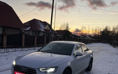 Audi A4, 2018 год, 2 800 000 рублей, 2 фотография