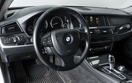 BMW 5 серия, 2014 год, 2 049 000 рублей, 13 фотография