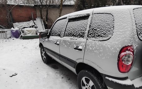 Chevrolet Niva I рестайлинг, 2005 год, 420 000 рублей, 2 фотография