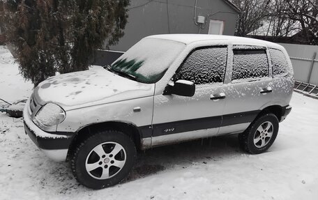 Chevrolet Niva I рестайлинг, 2005 год, 420 000 рублей, 4 фотография