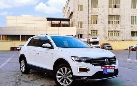 Volkswagen T-Roc I, 2021 год, 1 840 000 рублей, 3 фотография