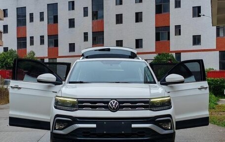 Volkswagen T-Cross I, 2021 год, 1 700 000 рублей, 22 фотография