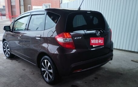 Honda Fit III, 2012 год, 1 050 000 рублей, 10 фотография