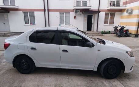 Renault Logan II, 2016 год, 415 000 рублей, 5 фотография