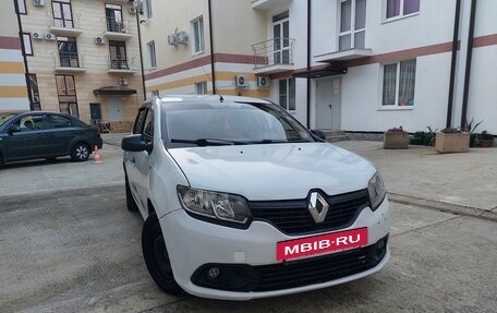 Renault Logan II, 2016 год, 415 000 рублей, 2 фотография