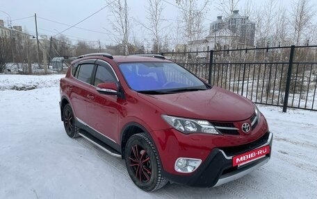 Toyota RAV4, 2014 год, 2 400 000 рублей, 4 фотография