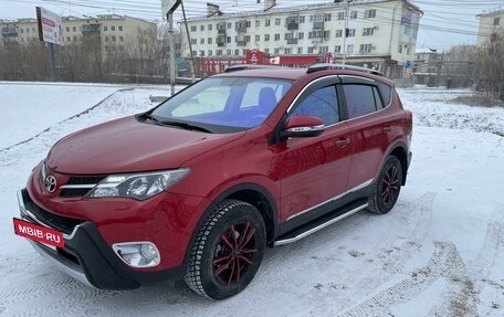 Toyota RAV4, 2014 год, 2 400 000 рублей, 2 фотография