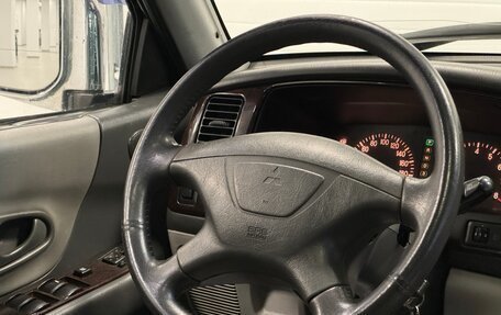 Mitsubishi Pajero Sport II рестайлинг, 2003 год, 950 000 рублей, 20 фотография