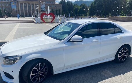 Mercedes-Benz C-Класс, 2015 год, 3 400 000 рублей, 4 фотография