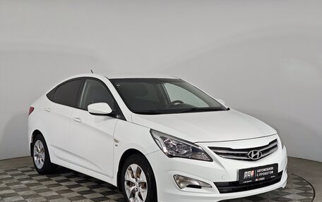 Hyundai Solaris II рестайлинг, 2015 год, 949 000 рублей, 3 фотография