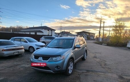 Mitsubishi Outlander III рестайлинг 3, 2007 год, 1 150 000 рублей, 3 фотография