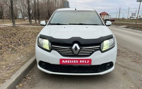 Renault Sandero II рестайлинг, 2016 год, 680 000 рублей, 2 фотография