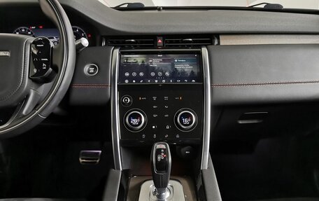 Land Rover Discovery Sport I рестайлинг, 2019 год, 3 797 700 рублей, 15 фотография