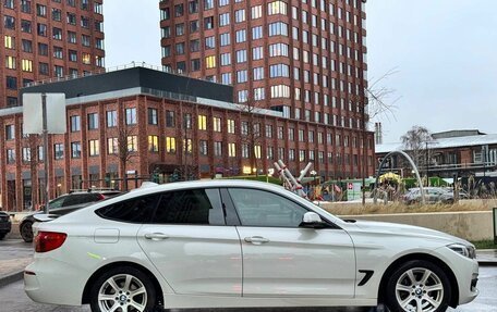 BMW 3 серия, 2018 год, 2 400 000 рублей, 9 фотография