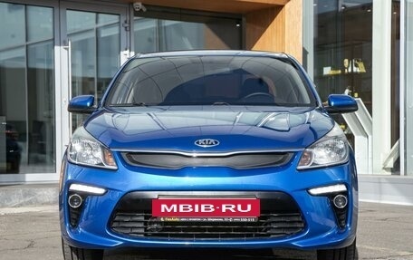 KIA Rio IV, 2017 год, 1 355 000 рублей, 2 фотография