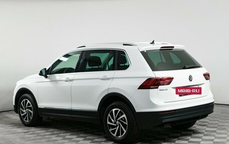 Volkswagen Tiguan II, 2018 год, 2 039 000 рублей, 7 фотография