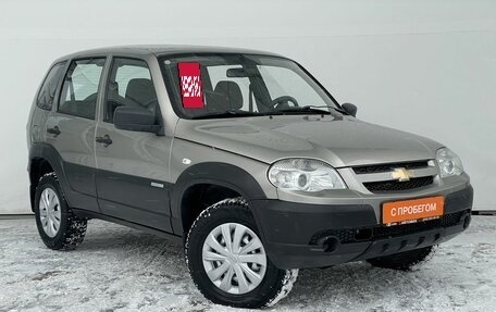 Chevrolet Niva I рестайлинг, 2013 год, 585 000 рублей, 3 фотография