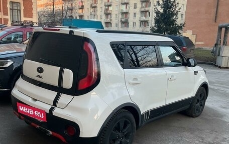 KIA Soul II рестайлинг, 2017 год, 1 200 000 рублей, 3 фотография