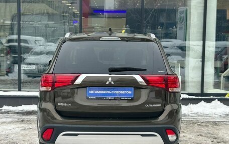 Mitsubishi Outlander III рестайлинг 3, 2019 год, 2 355 000 рублей, 7 фотография