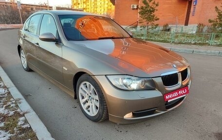 BMW 3 серия, 2007 год, 999 000 рублей, 3 фотография