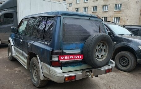 Mitsubishi Pajero III рестайлинг, 1997 год, 280 000 рублей, 4 фотография