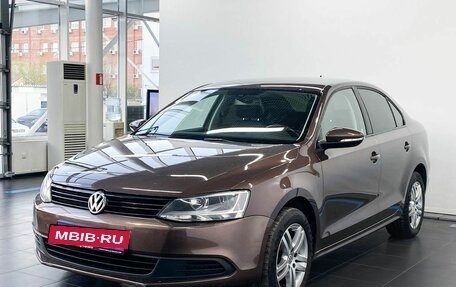 Volkswagen Jetta VI, 2014 год, 1 250 000 рублей, 2 фотография