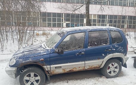 Chevrolet Niva I рестайлинг, 2006 год, 120 000 рублей, 3 фотография