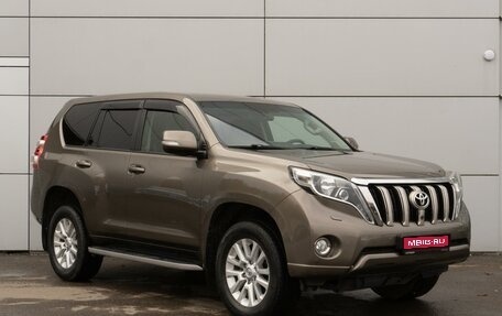 Toyota Land Cruiser Prado 150 рестайлинг 2, 2015 год, 4 189 000 рублей, 1 фотография