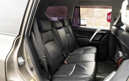 Toyota Land Cruiser Prado 150 рестайлинг 2, 2015 год, 4 189 000 рублей, 7 фотография