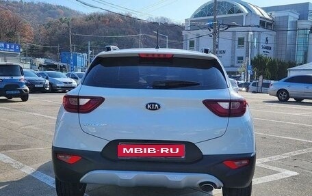 KIA Stonic, 2020 год, 1 130 000 рублей, 5 фотография