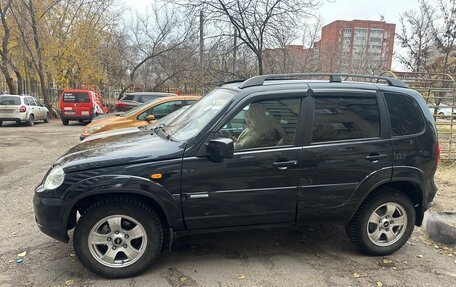 Chevrolet Niva I рестайлинг, 2009 год, 610 000 рублей, 5 фотография