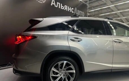 Lexus RX IV рестайлинг, 2018 год, 4 550 000 рублей, 5 фотография